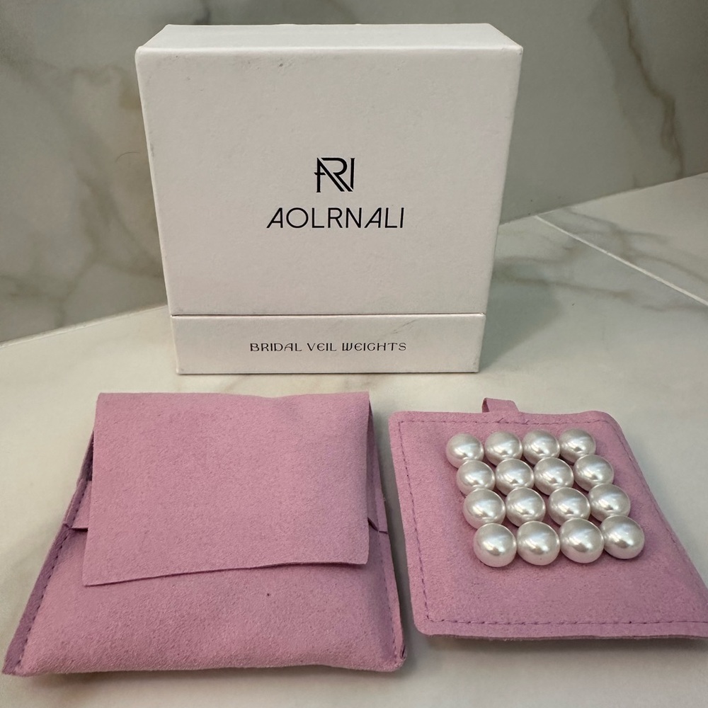 NIB. Bridal Veil Weights. New/ unused. White.